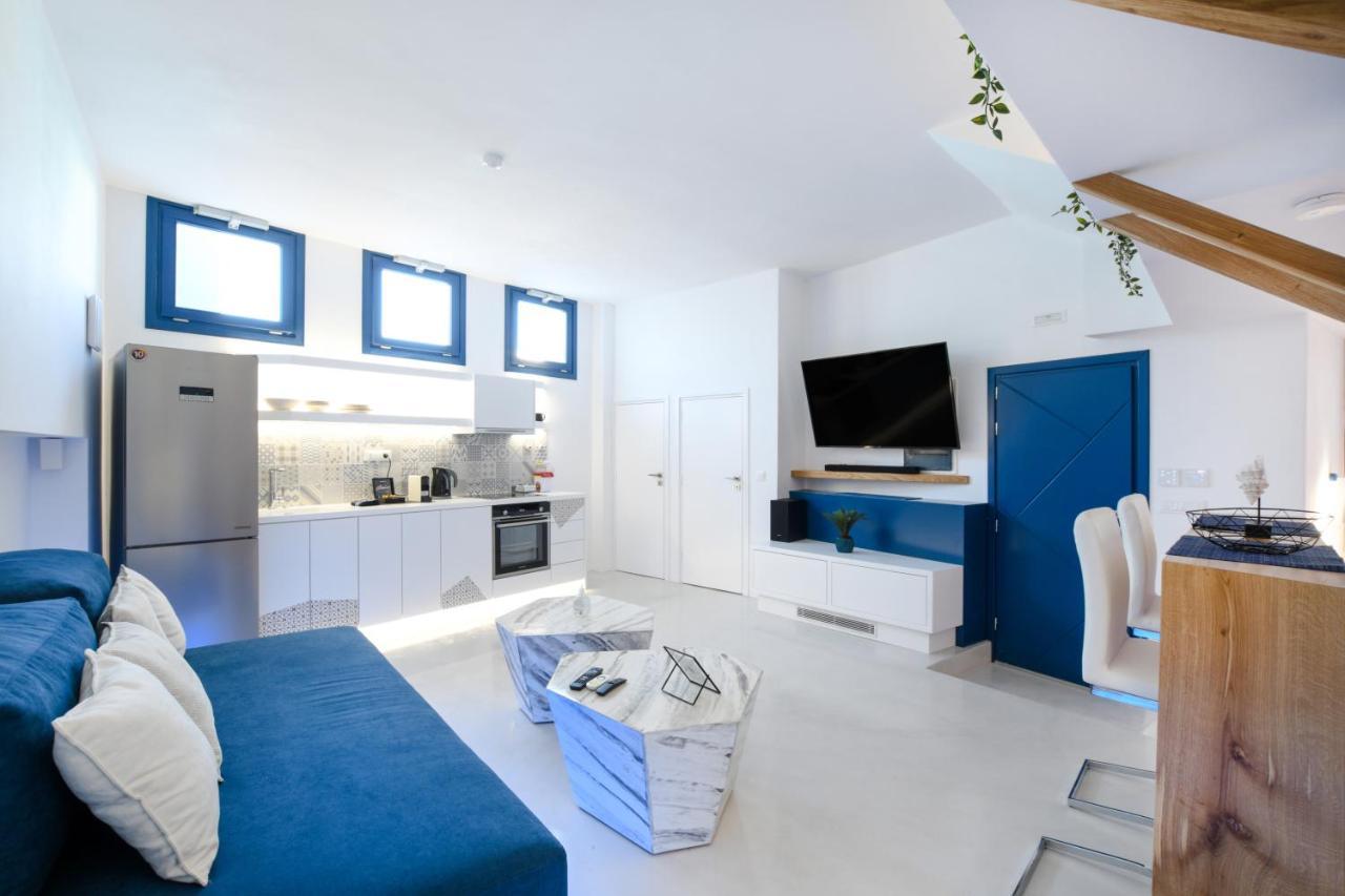 Blue White Residence Monólithos Extérieur photo